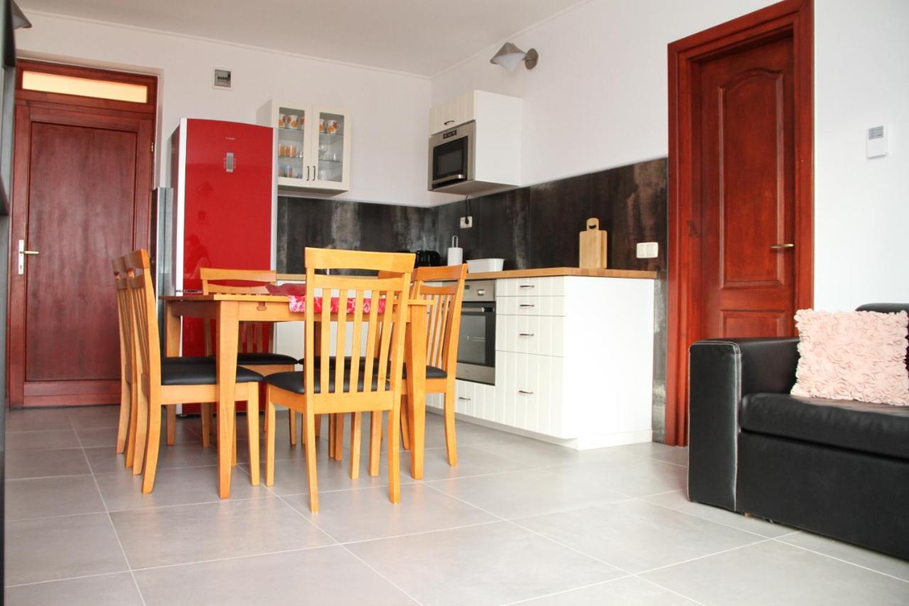 Simon Vendeghaz Balatongyoeroek Apartment Ngoại thất bức ảnh